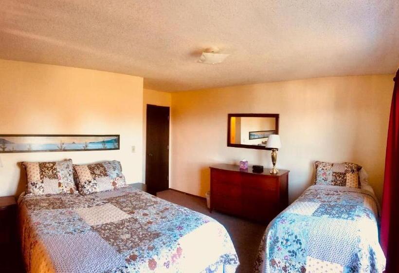 带2个卧室的套房, Driftwood Inn