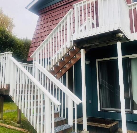 套房, Driftwood Inn
