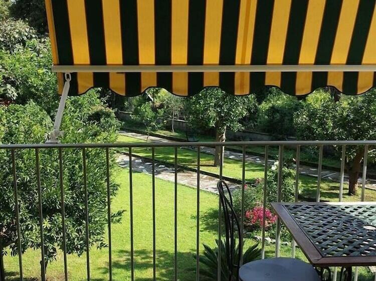 Апартаменты 2 Спальни, B&b Massico Apartments