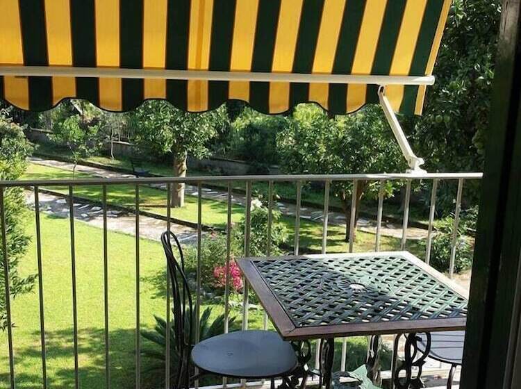 Номер Deluxe Вид на Сад, B&b Massico Apartments