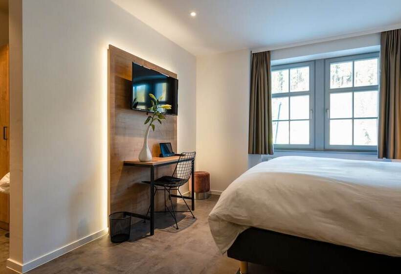 Номер Стандарт, Coucou Hotel & Kuckucks Stube