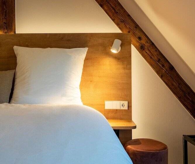 Quarto Superior, Coucou Hotel & Kuckucks Stube