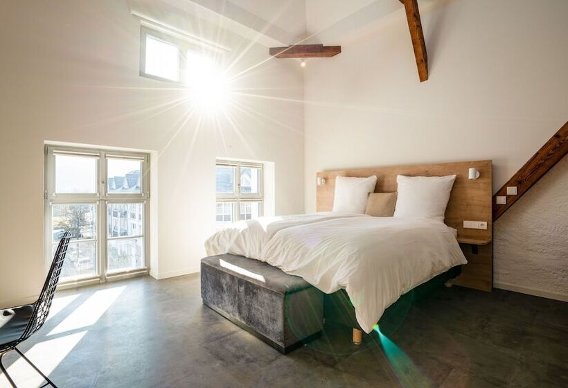 Quarto Estandar, Coucou Hotel & Kuckucks Stube
