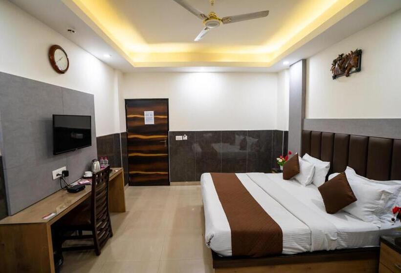 اتاق لوکس, Mahajan International, Delhi Airport