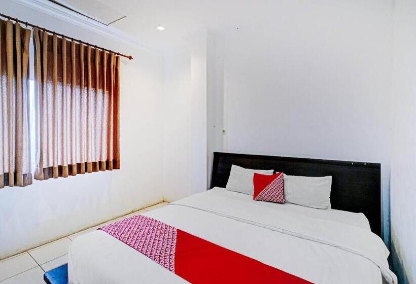 Номер Deluxe, Reddoorz @ Jalan Sei Mencirim Medan