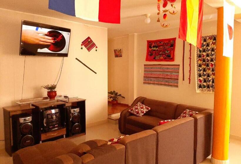 اتاق استاندارد با سرویس بهداشتی مشترک, Marlon's House Nasca