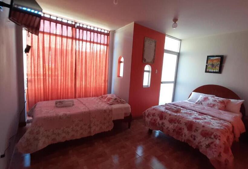 اتاق استاندارد سه نفره, Marlon's House Nasca