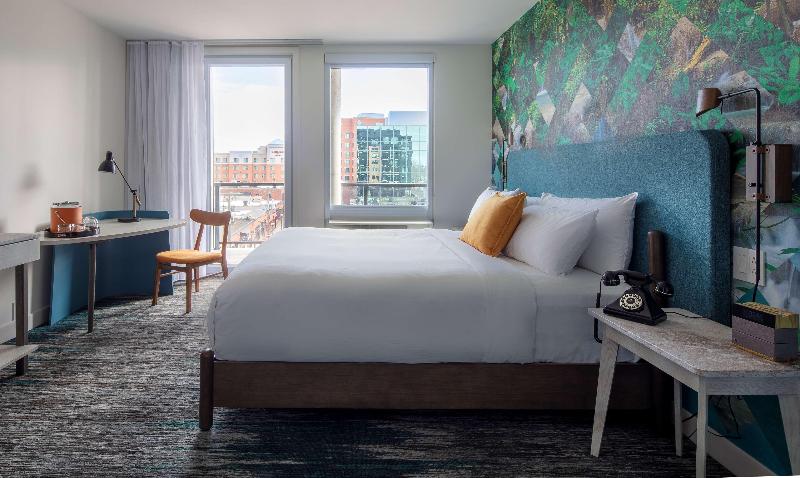 Habitación Estándar Cama King, Canvas Moncton, Tapestry Collection By Hilton