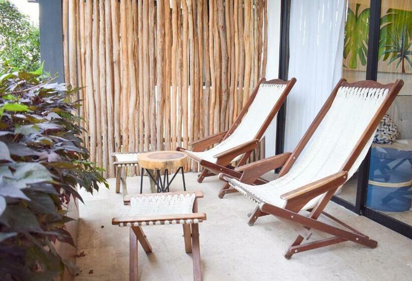 Medencére Néző Deluxe Szoba, Amaka Calma Tulum