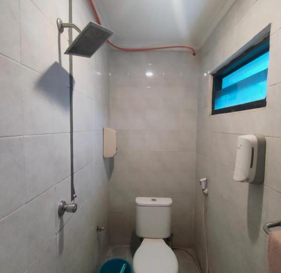 חדר סטנדרט, Syariah Taman Cibinong 2 By Fph