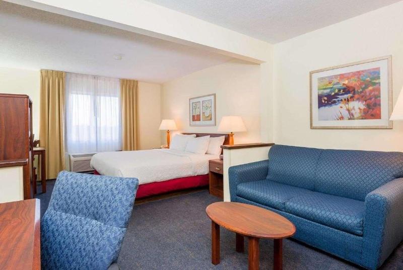 اتاق لوکس با تخت بزرگ, Comfort Inn Bettendorf   Quad Cities