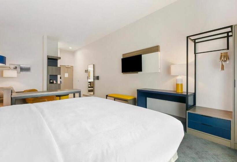 اتاق استاندارد چهار تخته, Comfort Inn & Suites Houma