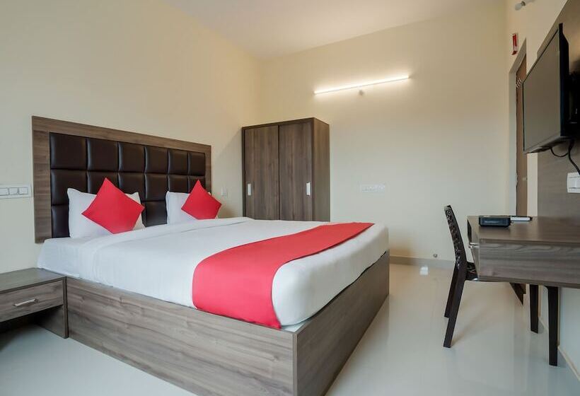 Номер Стандарт, Super Hotel O Gokul Grand Near Sr Nagar Police Station