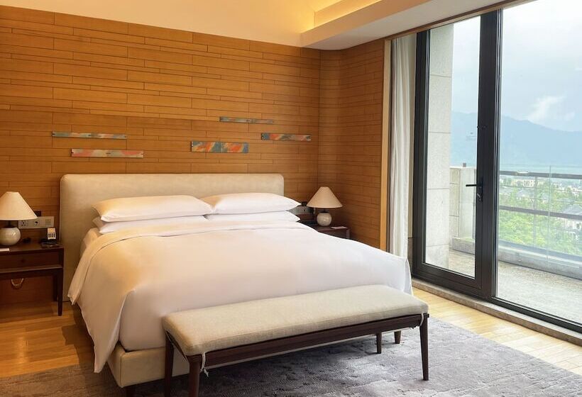 Люкс Повышенной Комфортности, Conrad Hangzhou Tonglu