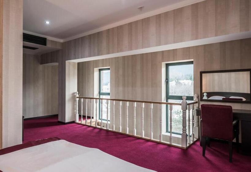 1 Bedroom Penthouse Apartment, Kopala Tskneti