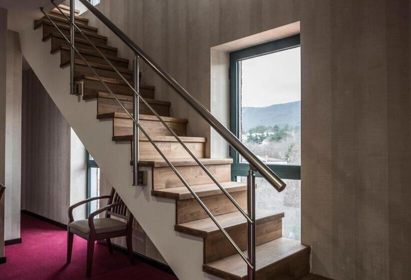 1 Bedroom Penthouse Apartment, Kopala Tskneti