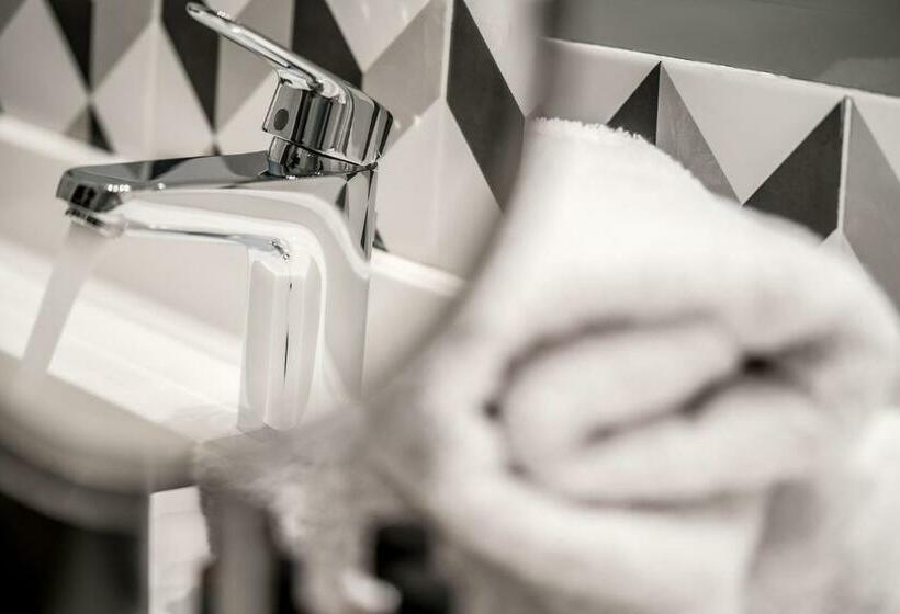 اتاق استاندارد, Urban Nest   Suites & Apartments