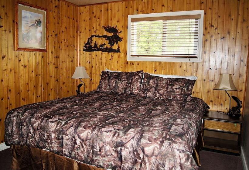 سوئیت 2 خوابه, Flamingo Motel