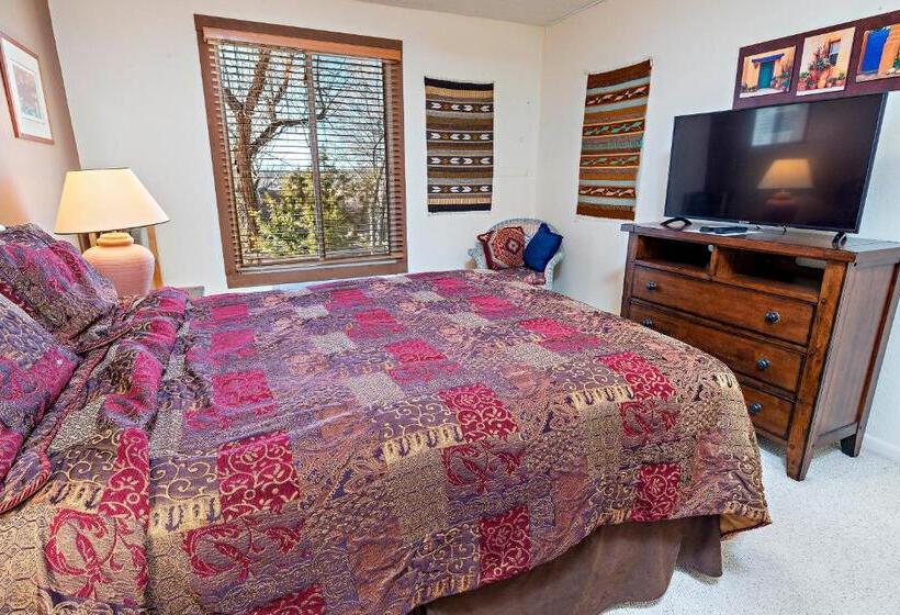 Апартаменты 1 Спальня, Fort Marcy Suites By All Seasons Resort Lodging