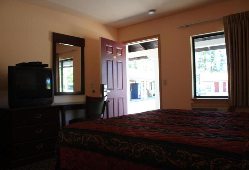 Номер Стандарт, Gold Trail Motor Lodge