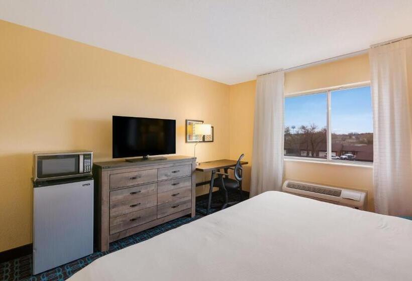 스탠다드 룸 킹사이즈 침대, SureStay Plus by Best Western Minot