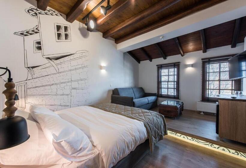 Полулюкс, Olganos Vl Luxury Rooms & Suites