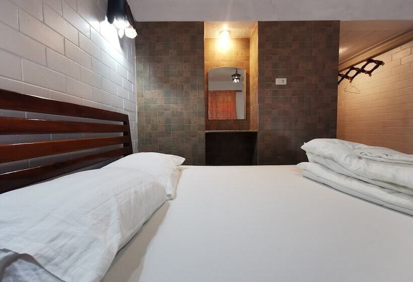 اتاق استاندارد, Baan Lanna Resort