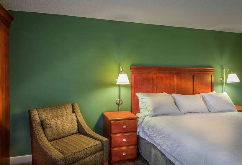 适合残疾人使用的标准间, Hampton Inn Washington