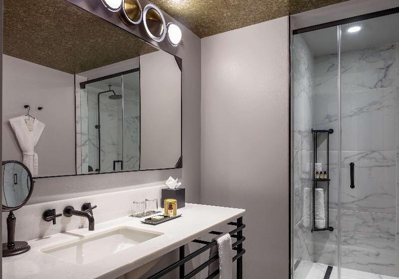 Quarto Estandar Cama King, Hampton Inn Winchester