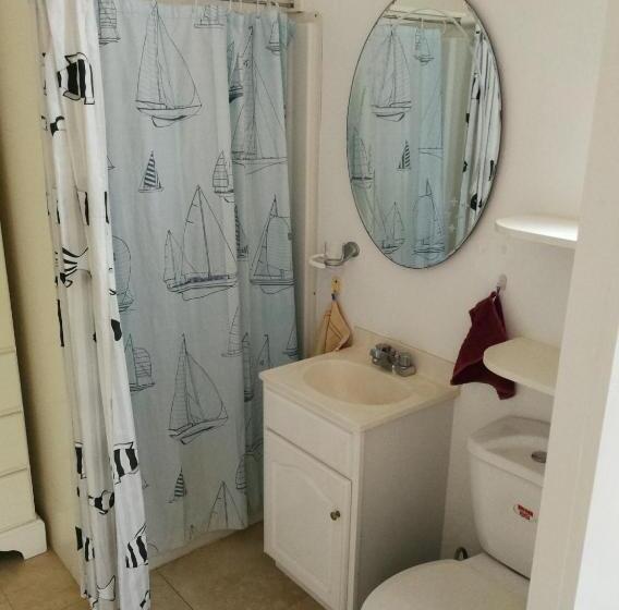 اتاق استاندارد یک نفره, Dolphin Inn Guesthouse & Apartments