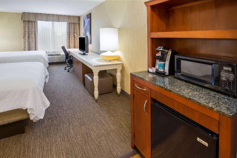 Номер Премиум, Hilton Garden Inn Folsom