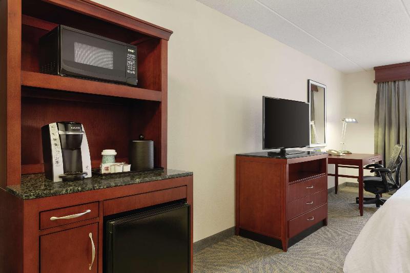 Номер Премиум, Hilton Garden Inn Shelton