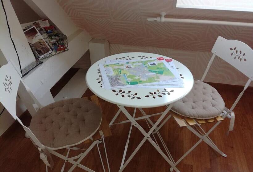 اتاق استاندارد, Chambre Rose Blanche