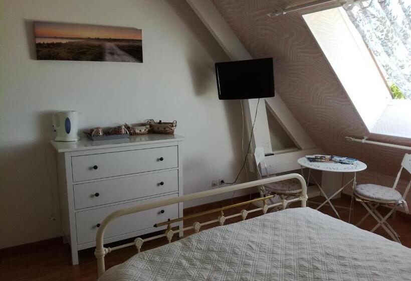 اتاق استاندارد, Chambre Rose Blanche