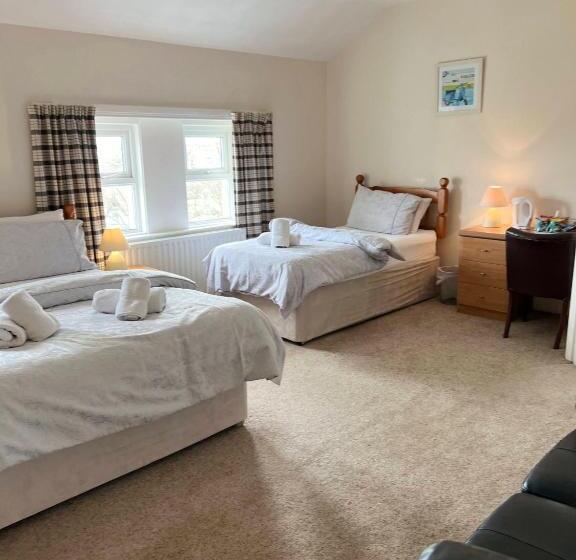 Семейный Номер Вид на Море, Princetown Guesthouse