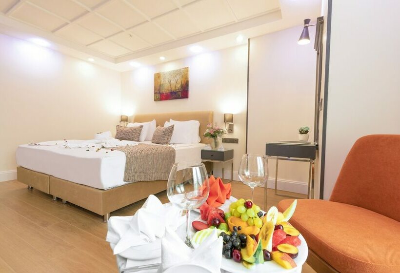 اتاق استاندارد سه نفره, Antusa Design Hotel & Spa