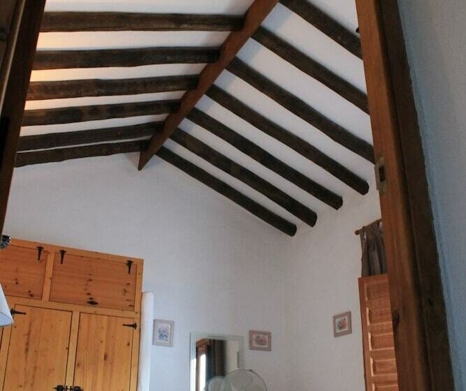 Дом 3 Спальни, Casa Mundo   16th Century Country House With 21 M² Pool, Barbecue   Andalusia