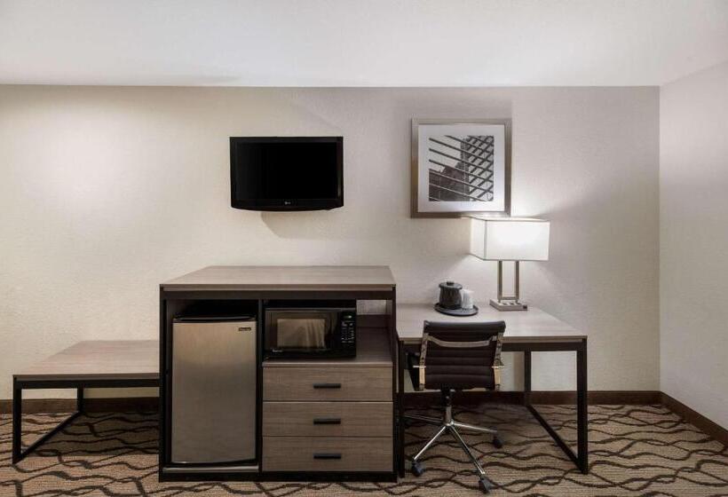Номер Стандарт, Quality Inn