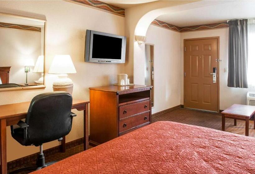 Люкс Кровать Кинг, Quality Inn & Suites Las Cruces  University Area