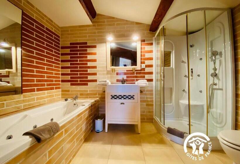Номер Superior Кровать Кинг, Chateau Borie Neuve