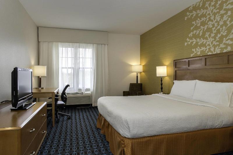 キングサイズベッドのスタンダードルーム, Fairfield Inn And Suites Santa Rosa Sebastopol