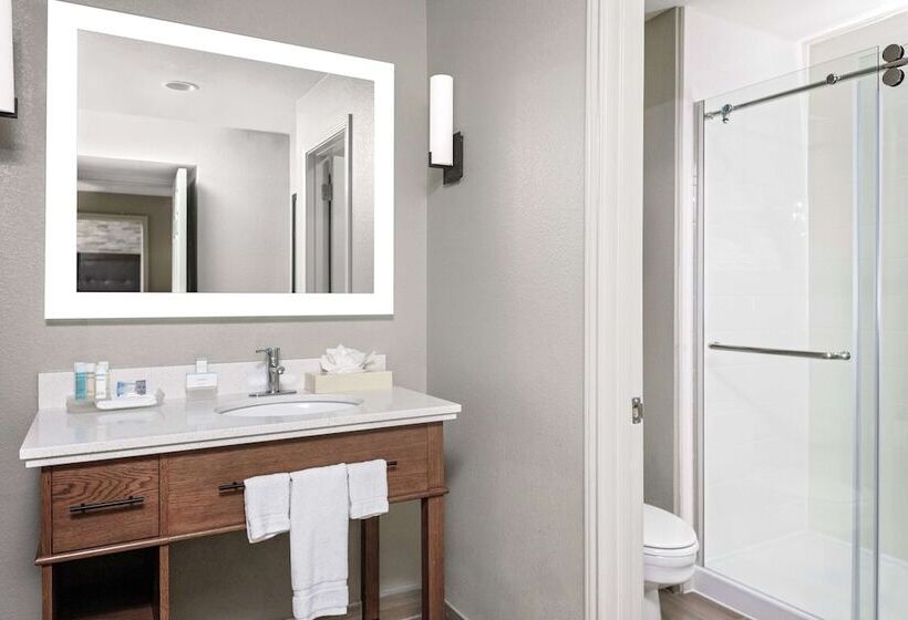 Люкс 2 Спальни, Homewood Suites By Hilton Ft. Worthbedford