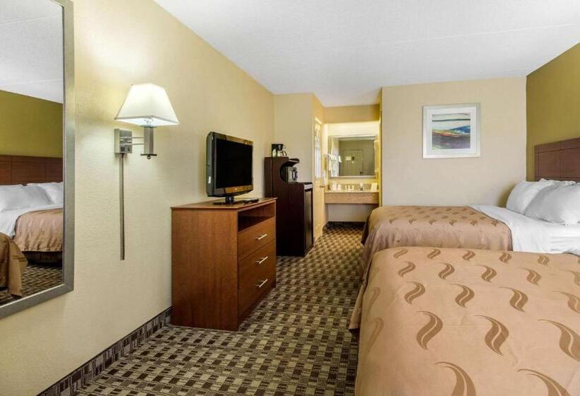 Quarto Estandar, Quality Inn