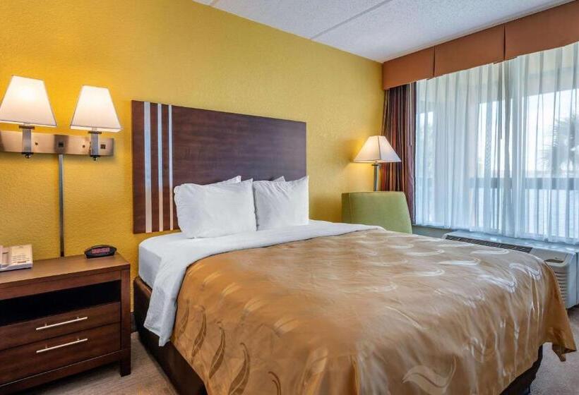 Quarto Estandar, Quality Inn And Suites Palatka Riverfront
