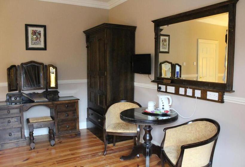 اتاق استاندارد, Adare Country House