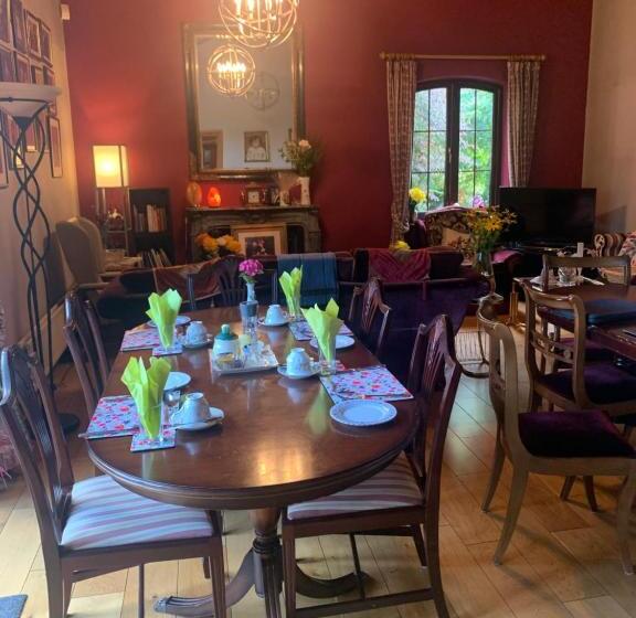 Апартаменты 1 Спальня Нижний Этаж, Beech Lodge B&b