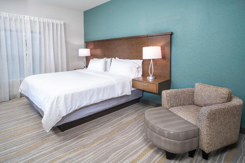 Люкс, Staybridge Suites   Summerville, An Ihg