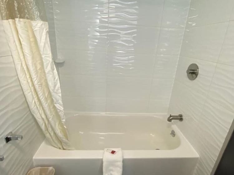 디럭스 룸, Howard Johnson By Wyndham Clifton Nj