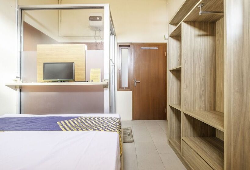 Номер Deluxe, Spot On 2080 Rumah Kita Residence