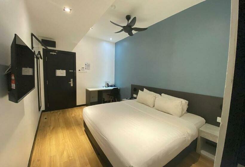 اتاق لوکس با تخت بزرگ, Arena Boutique Hotel Kuala Terengganu